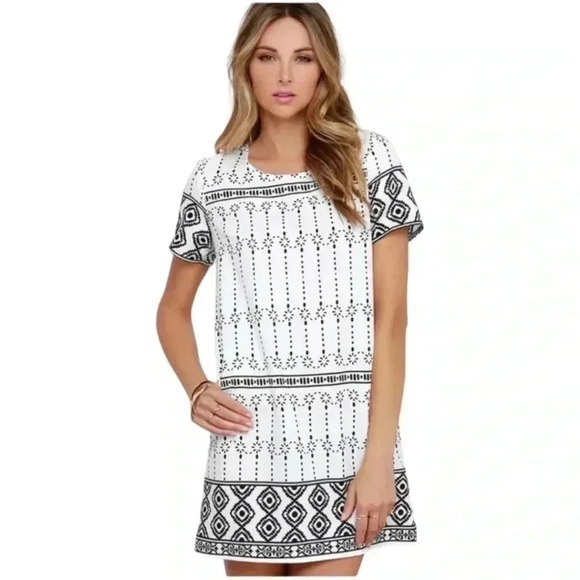 Lulu’s Graphic Price Black & White Shift Dress with Pockets - Picture 3 of 11